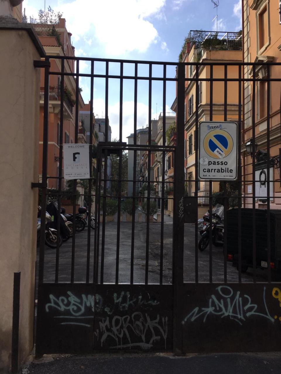 Bed and Breakfast Face To Face House Roma Exterior foto